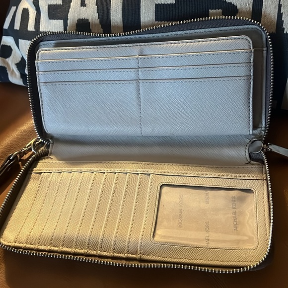 MICHAEL KORS Jet Set Travel Large Leather Continental Wallet - Slate - Picture 8 of 13